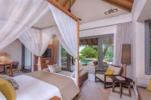 Vakkaru Maldives - Two Bedroom Beach Pool Residence Master Bedroom
